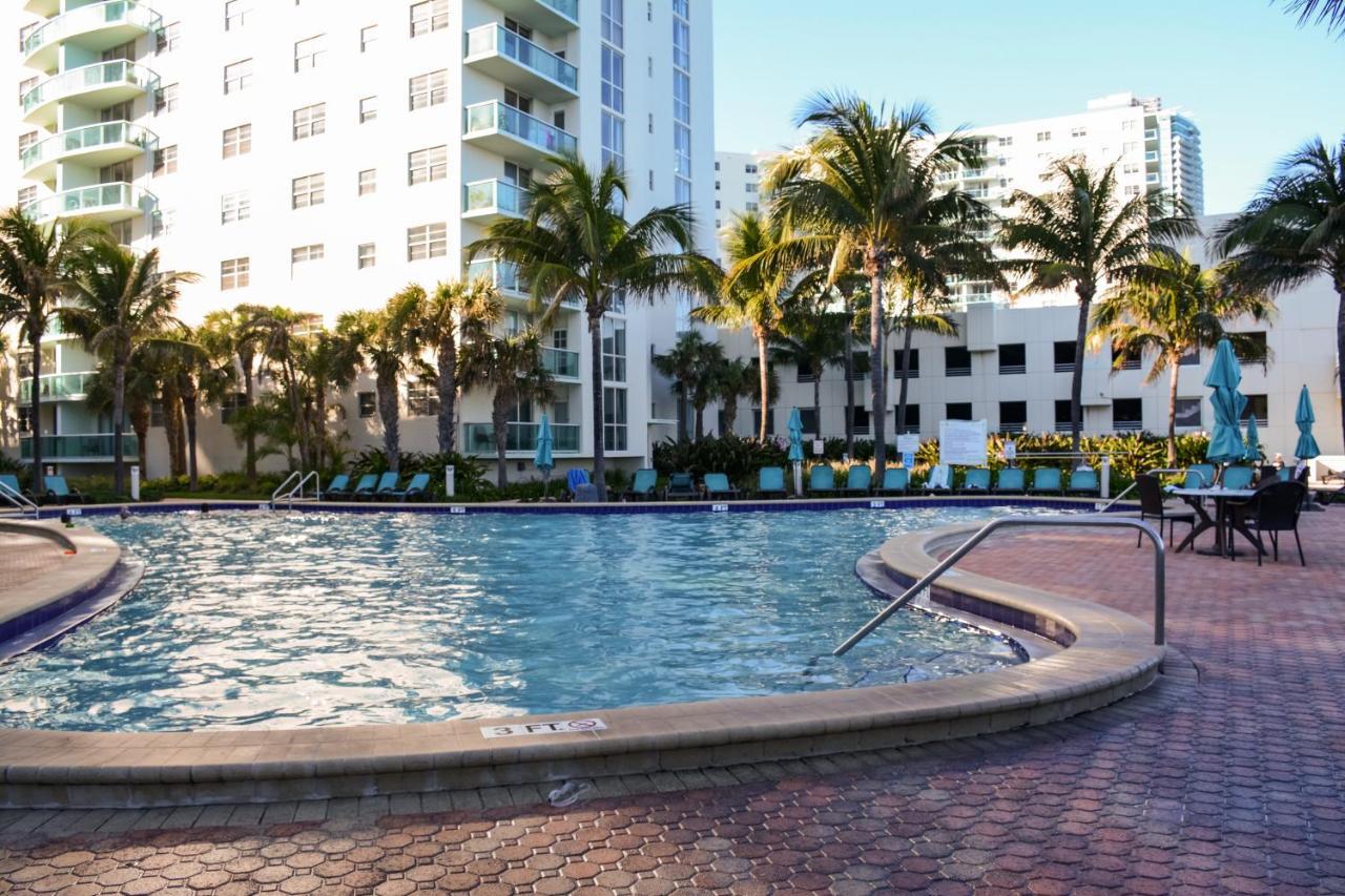 Tides Hollywood Apartments Fort Lauderdale Exterior foto